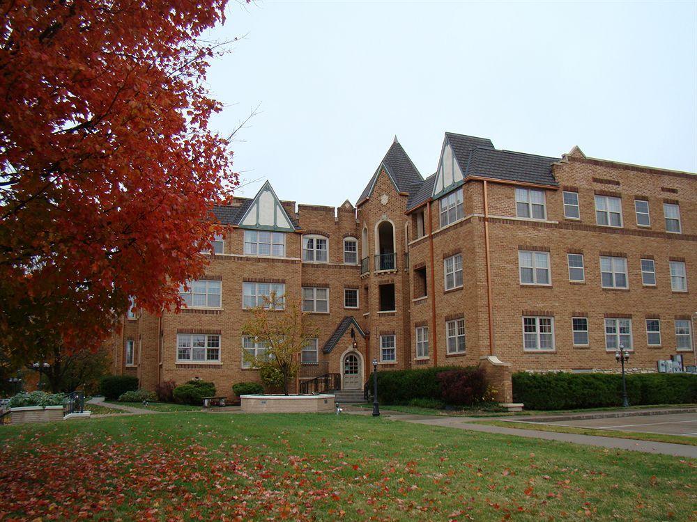 Senate Suites Extended Stay Hotel Topeka Exteriör bild
