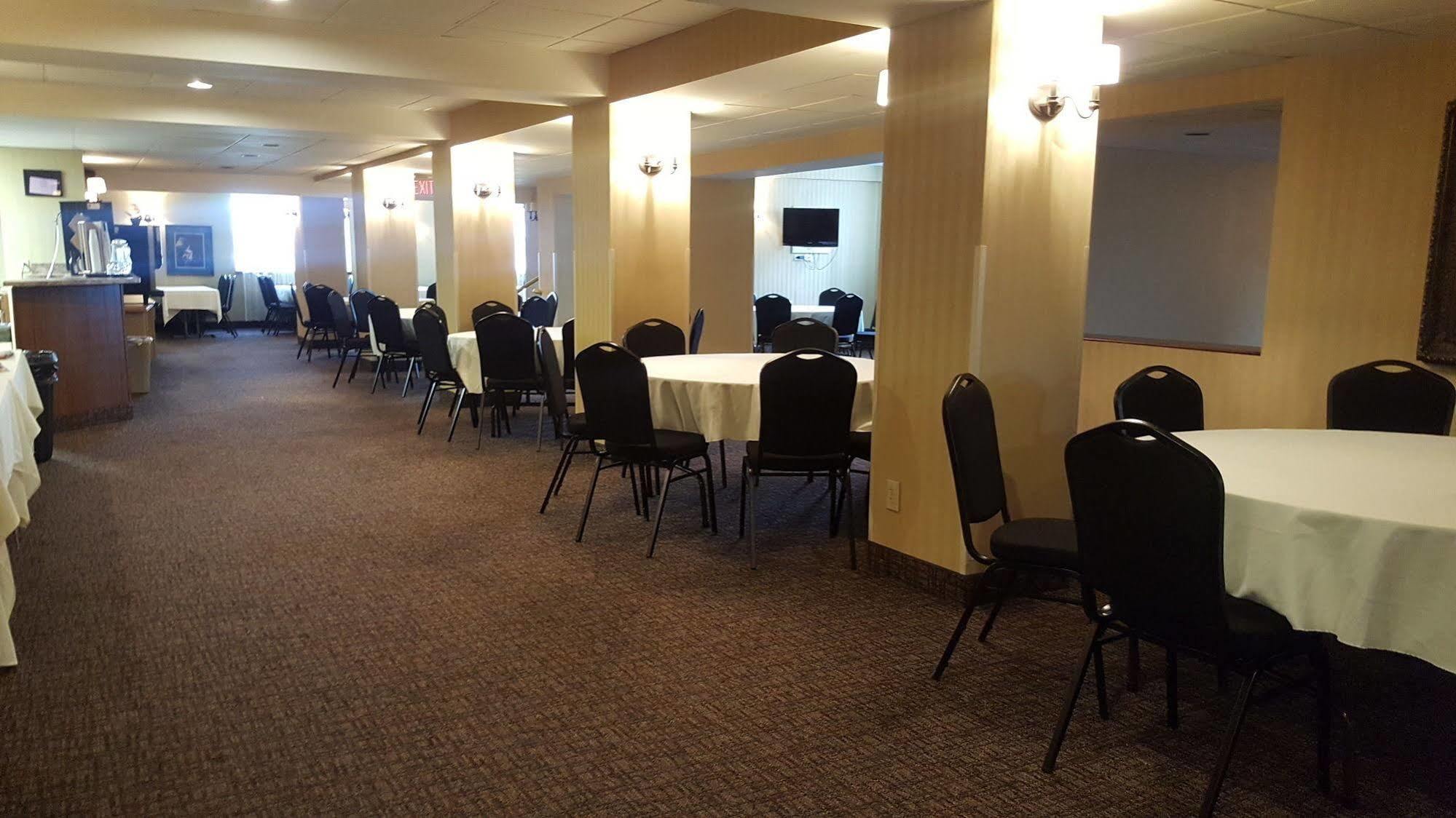 Senate Suites Extended Stay Hotel Topeka Exteriör bild